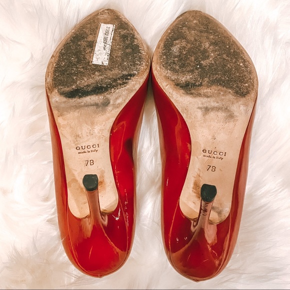 🍒Authentic Gucci Patent Leather Pumps💄 - Picture 10 of 10